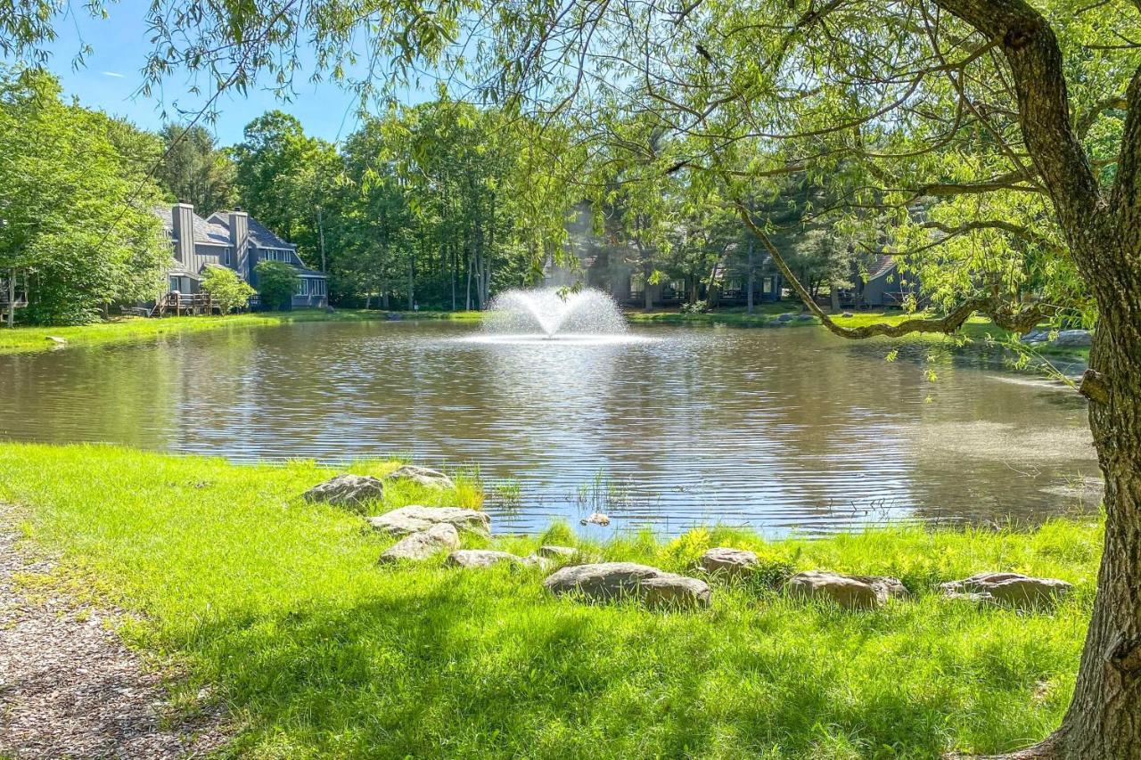 Lake Harmony Townhome Less Than 1 Mi To Jack Frost! Exterior photo